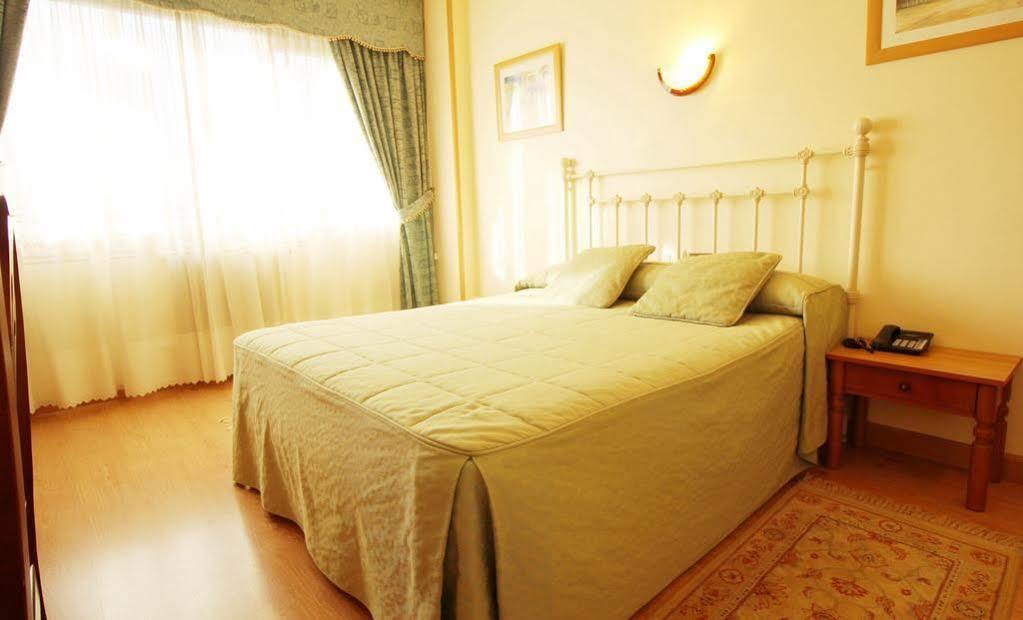 Hotel America Ferrol Ngoại thất bức ảnh